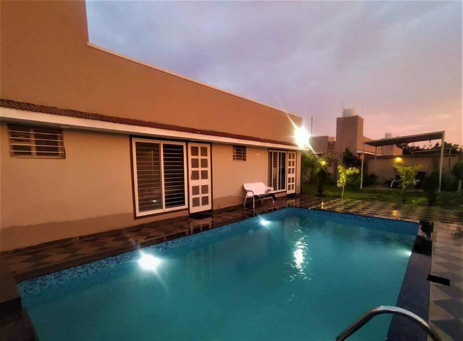 Nine Hill Villa - 2Bhk Private Villa With Pool Ουνταϊπούρ Εξωτερικό φωτογραφία