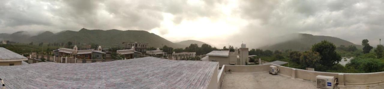 Nine Hill Villa - 2Bhk Private Villa With Pool Ουνταϊπούρ Εξωτερικό φωτογραφία