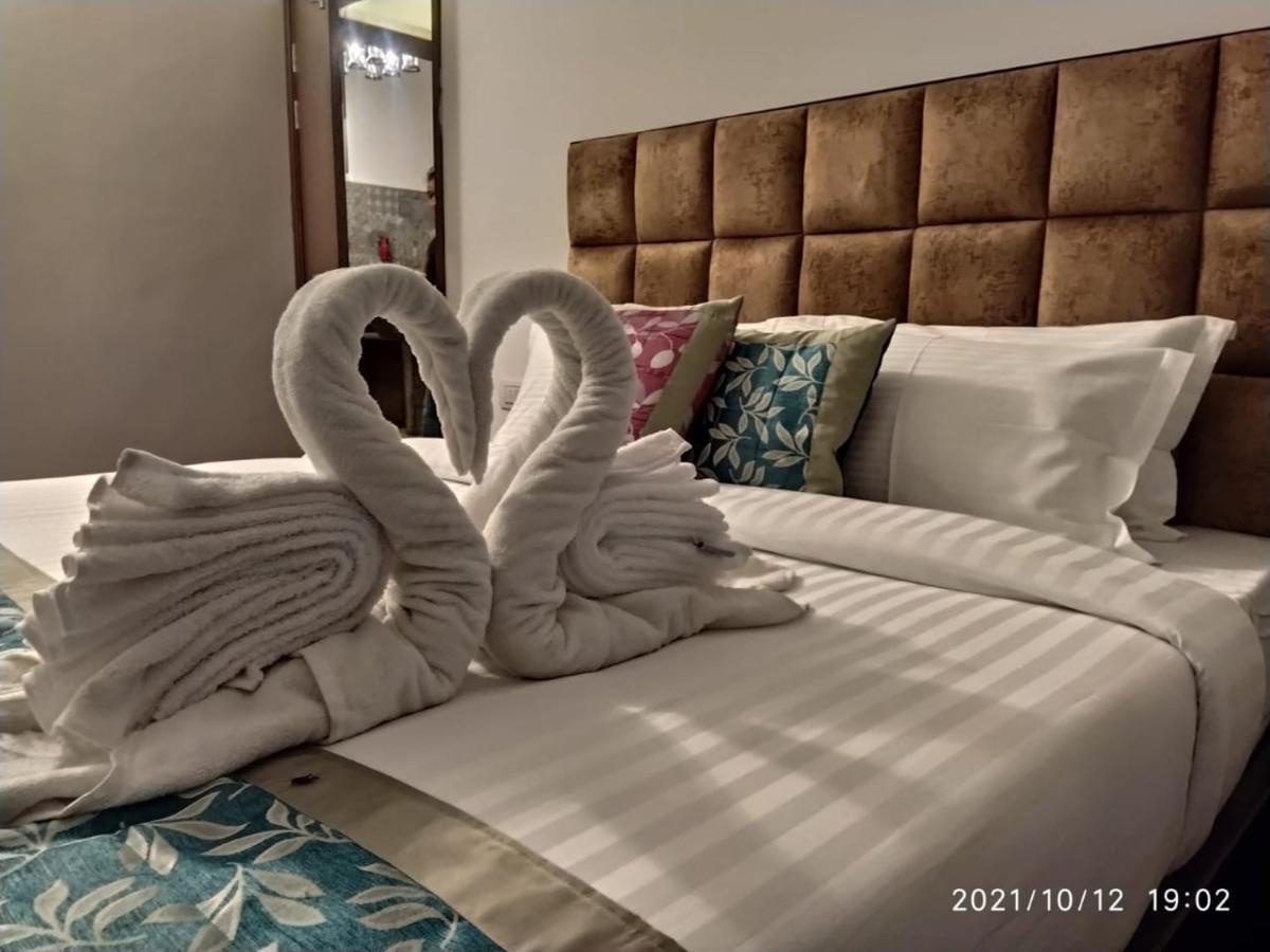 Nine Hill Villa - 2Bhk Private Villa With Pool Ουνταϊπούρ Εξωτερικό φωτογραφία